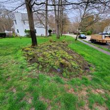 Transform-Your-Landscape-Expert-Weed-Pulling-Edging-and-Mulch-Installation-in-Saunderstown-North-Kingstown-Rhode-Island 3