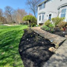 Transform-Your-Landscape-Expert-Weed-Pulling-Edging-and-Mulch-Installation-in-Saunderstown-North-Kingstown-Rhode-Island 2